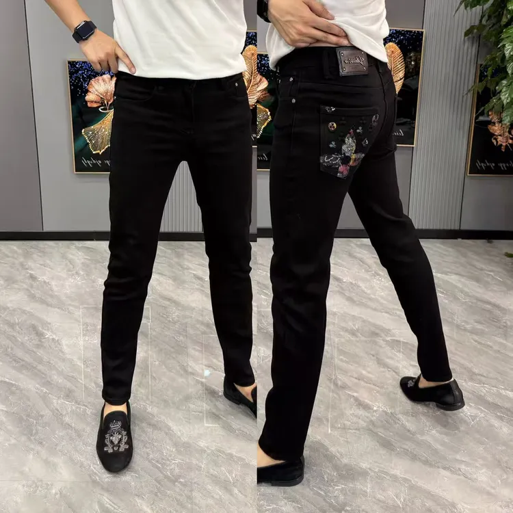 男士牛仔裤时尚男裤黑色修身小脚裤个性兜印花长裤潮流痞帅牛仔裤