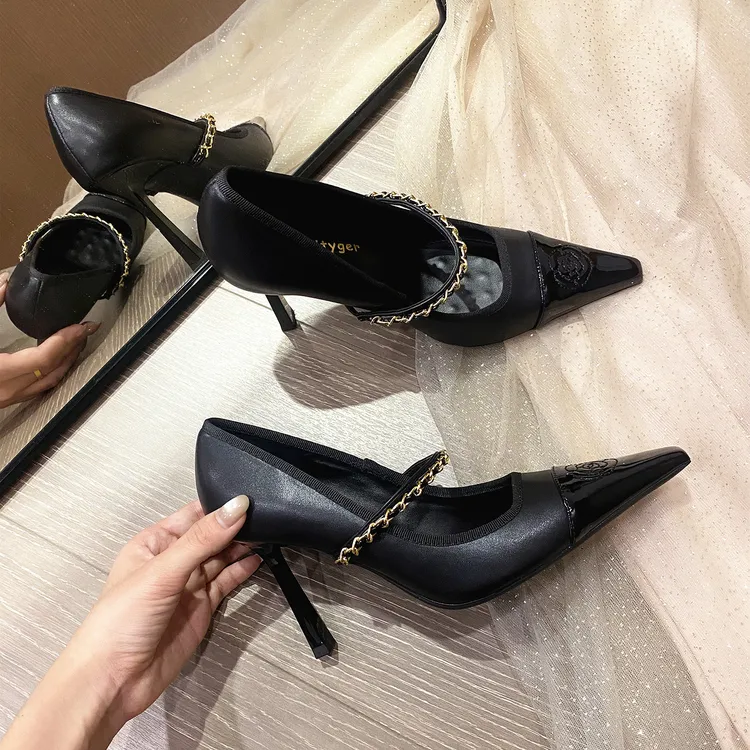 小香风新款金属链条绣线山茶花高跟鞋细跟小方头气质性感法式单鞋