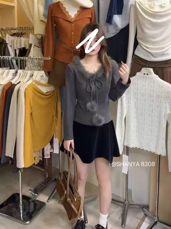 欧货微胖时尚拼毛修身简约设计感休闲百搭长袖毛球上衣8852