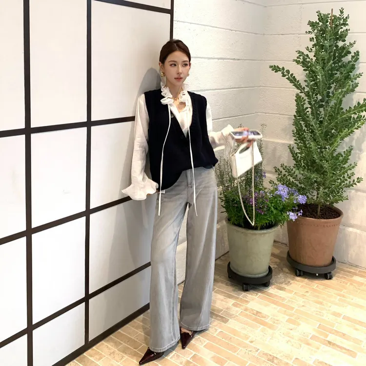 时尚穿搭衬衫马甲一整套女2025秋季新款叠穿搭配高级休闲两件套装