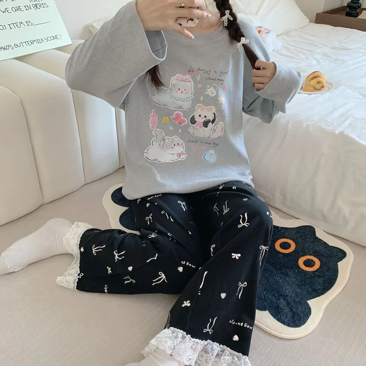 秋冬季德绒新款套头圆领卡通印花长袖上衣蝴蝶结印花长裤居家睡衣
