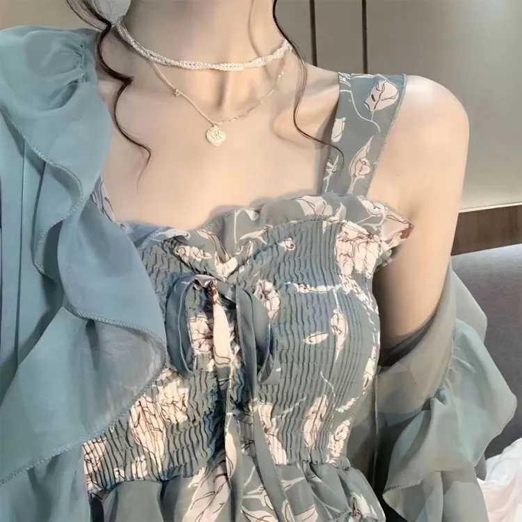 荷叶边雪纺吊带裙仙女裙夏装20年新款法式复古碎花连衣裙女裙子