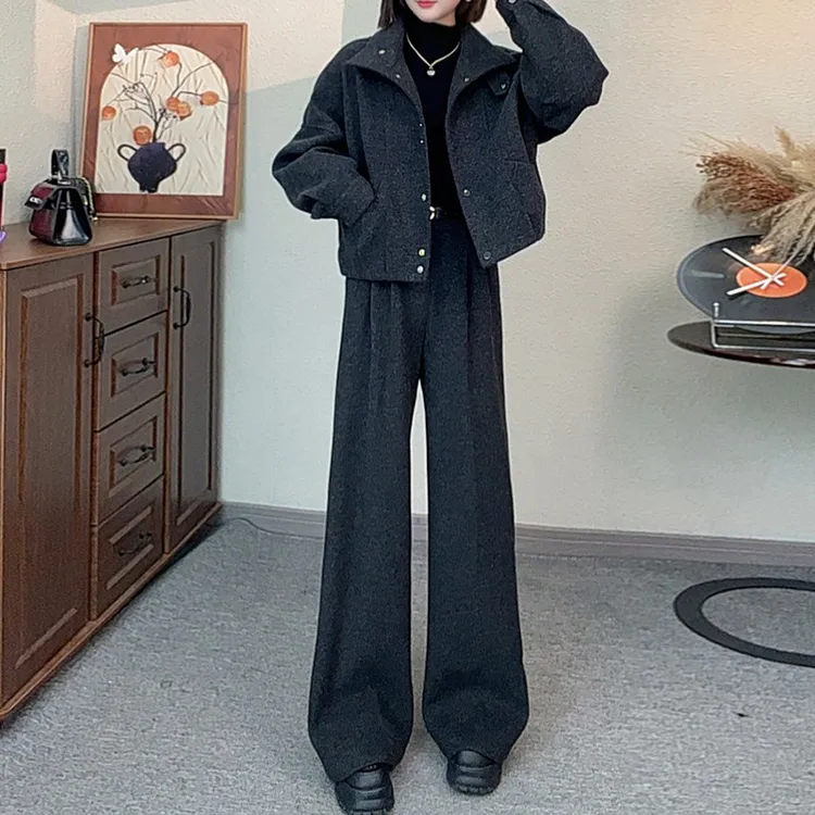 高级立领长袖保暖外套女2025秋冬新款韩系加厚直筒阔腿裤时尚套装