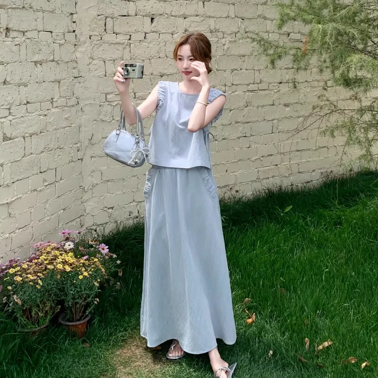 蓝色温柔风时尚套装裙女夏2025新款法式无袖背心上衣半身裙两件套