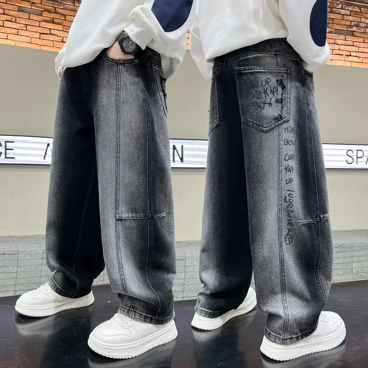 男童秋季潮牌渐变涂鸦牛仔裤2025新款中大童长裤儿童春秋直筒裤子