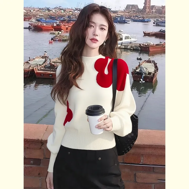 2025冬季软糯慵懒风上衣小众不撞款高级感超好看减龄白色花朵毛衣