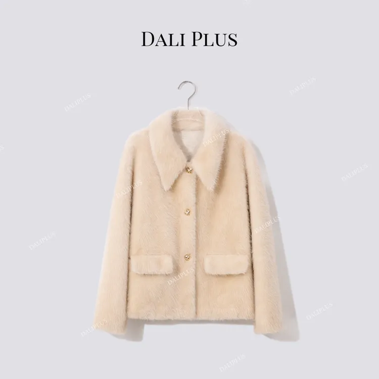 DALI PLUS十月金秋 长毛单排短款毛毛外套-D5CH4888