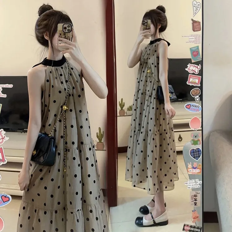 孕妇装韩版显瘦时髦洋气夏季甜美无袖波点吊带裙气质挂脖茶歇裙子