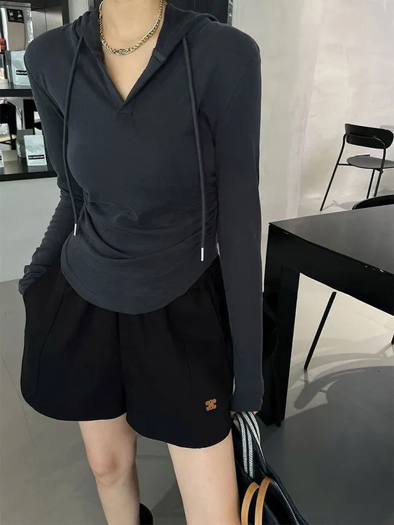 大码微胖休闲连帽长袖t恤女秋冬内搭打底衫修身显瘦纯色上衣卫衣