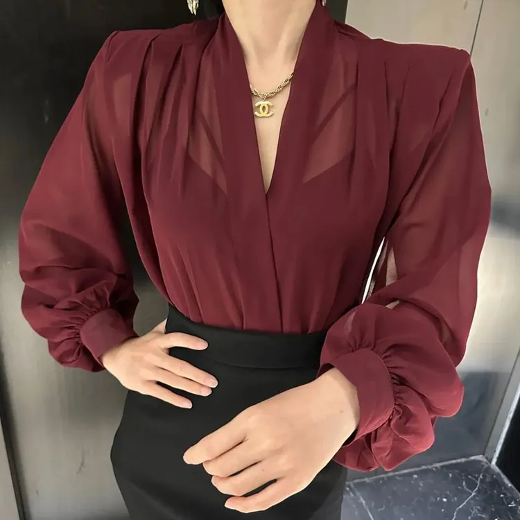法式通勤高级感v领气质防晒衣女夏宽松纯色灯笼袖雪纺衬衫女上衣