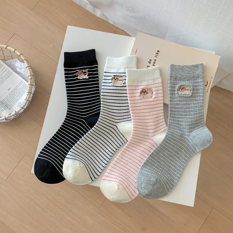 可爱中筒百搭刺绣卡通条纹袜子女中筒ins韩版纯棉学院秋季女袜