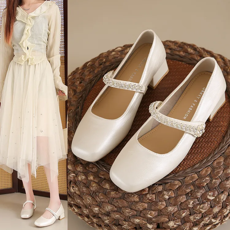 法式气质玛丽珍鞋女2025年新款夏季配裙子时尚小皮鞋绝美通勤单鞋