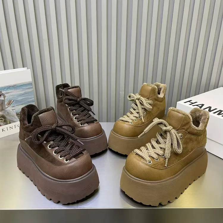 加绒勃肯鞋9cm内增高女鞋2025新款爆款冬季厚底松糕小个子乐福鞋