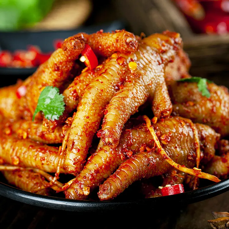 云南特产佤族风味鸡脚大杂烩牛皮美食爽口下饭鸡爪麻辣零食苤菜根