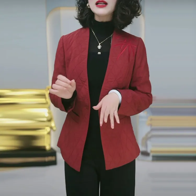 蓄热棉小个子女士上衣2025春季新款时尚休闲气质修身显瘦短款外套