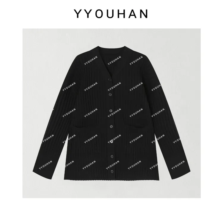 月月 2025秋冬新款大口袋长袖毛衣针织开衫 2510C7275