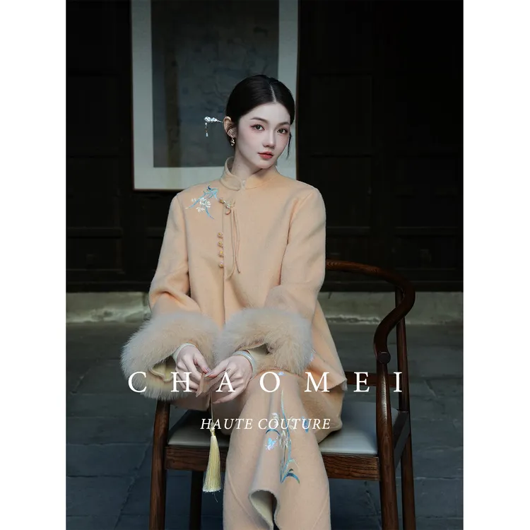 【惜芳时】冯（CHAOMEI国风新中式定位刺绣100绵羊毛狐狸毛外套+半裙