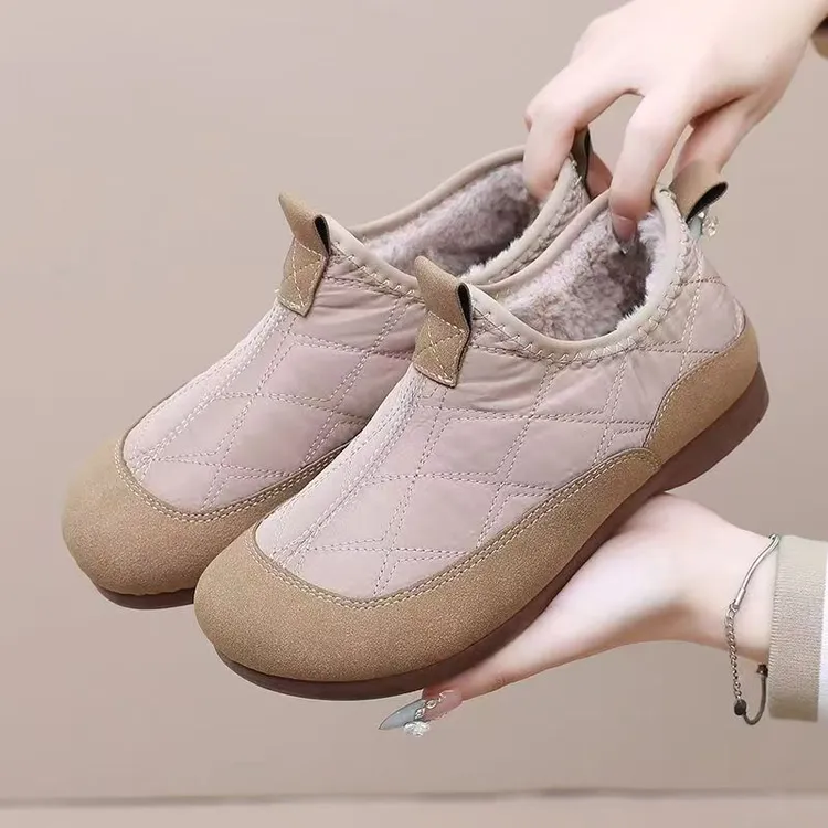 冬季女一脚蹬妈妈鞋软底时尚雪地靴防滑百搭短靴保暖休闲棉鞋
