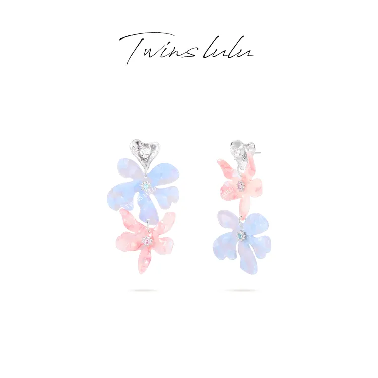 TWINS LULU 镀K金 新年款 精致度假风粉蓝色花朵耳环TSL2974