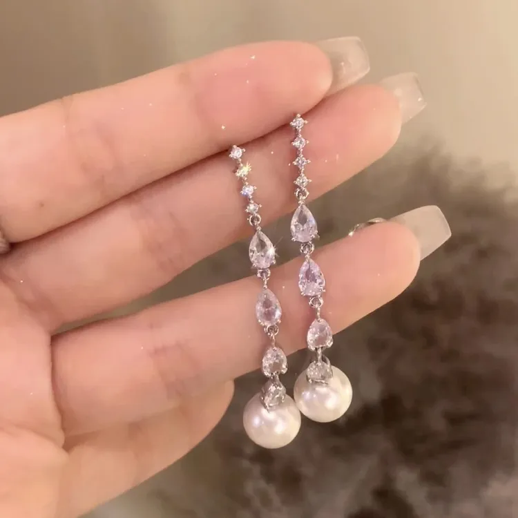 铜合金锆石耳饰 925银针镶嵌锆石气质耳环女新款珍珠耳钉小众复古