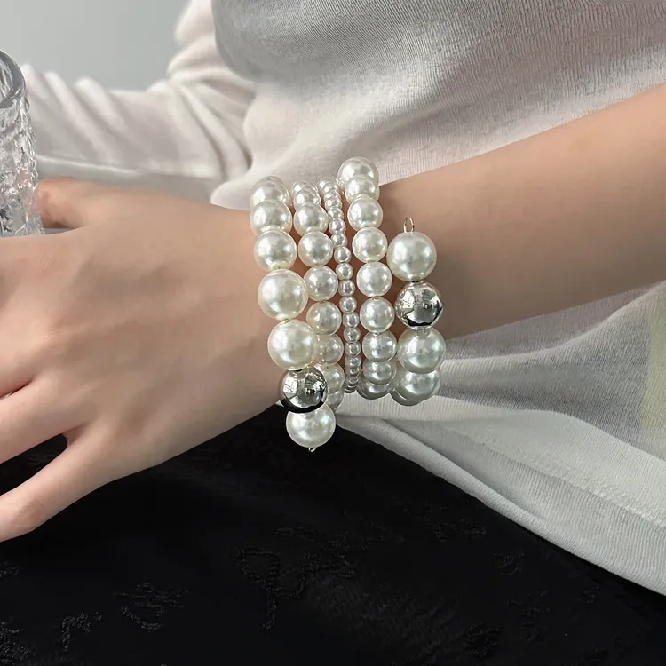 非金属亚克力手链 S0609-1时尚设计感百搭甜美高级感珠珠手链女款