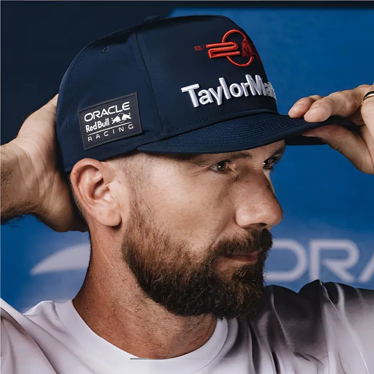 TaylorMade泰勒梅×红牛联名限定款高尔夫球帽 毛巾 时尚男帽