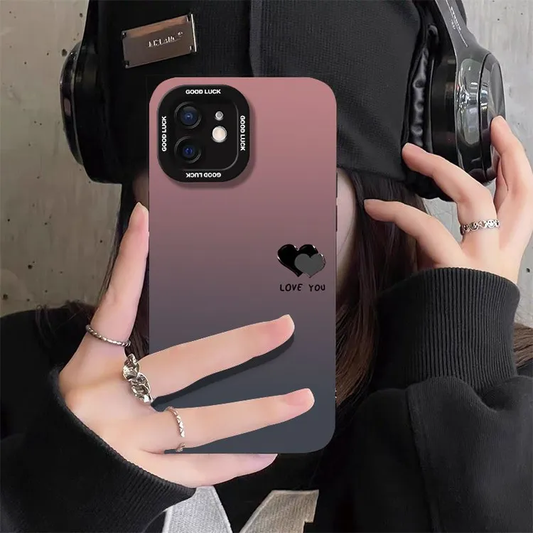 适用苹果16promax手机壳黑粉渐变爱心彩绘iphone17pro防摔15plus