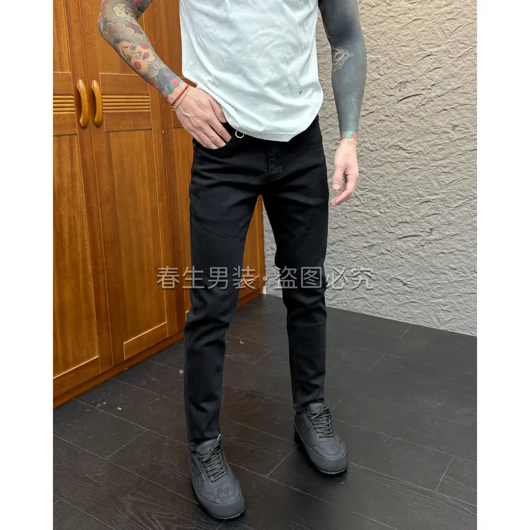 2025秋冬新款时尚休闲百搭净版纯色黑色男士小脚牛仔裤1950