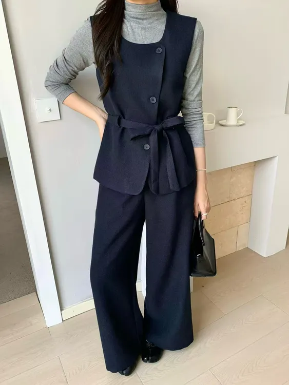 2025秋季新款毛呢套装半高领打底衫+马甲+外套阔腿裤三件套
