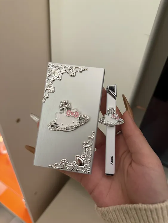 网红手作高颜值kitty土星金属充气打火机烟盒男女送礼小众创意