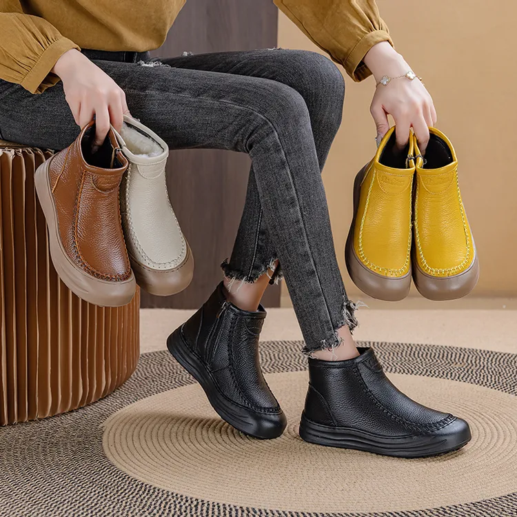 头层牛皮2025秋季新款软底真皮平底复古舒适短靴防滑马丁圆头单靴