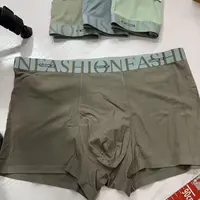 布料做男士品牌内裤颜色混搭，纯色