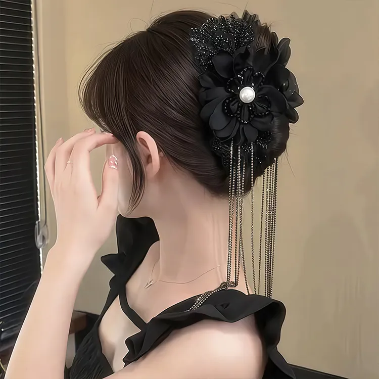 重工花朵流苏抓夹女高级感新款气质百搭发夹后脑勺鲨鱼夹夹子头饰