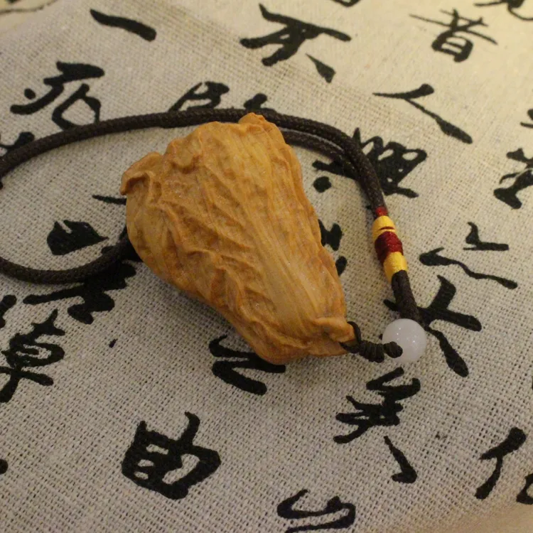 天然崖柏白菜手把件木雕文玩百财纳福吉祥挂件装饰品车挂