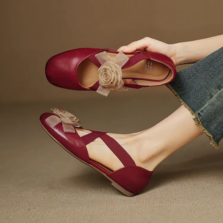 包头时装凉鞋女夏时尚外穿2025年新款真皮法式软底平底中空单鞋女