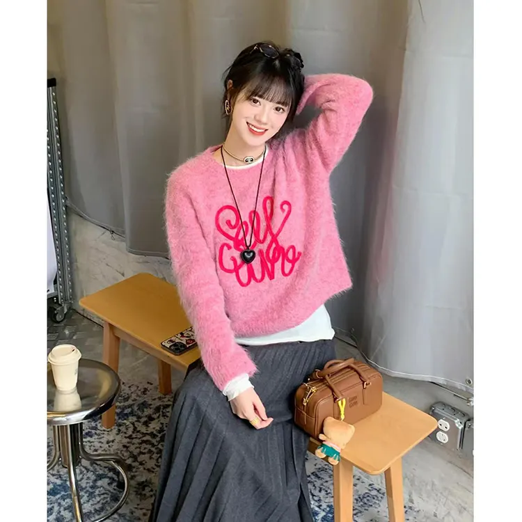 羊毛混纺粉色字母毛衣女2025新款秋冬宽松保暖慵懒针织衫韩系上衣