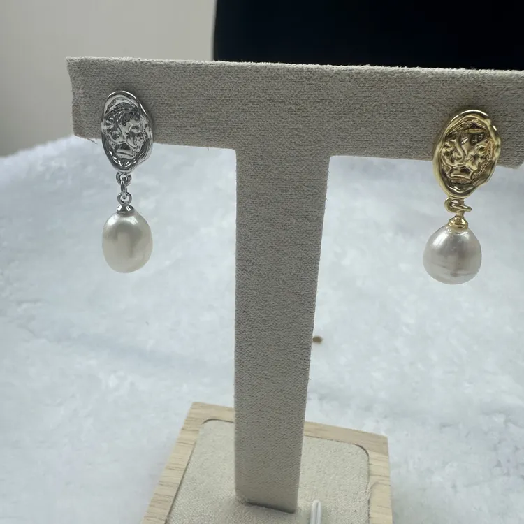 天然淡水珍珠耳坠耳饰甜美瑞丽水滴珍珠大米粒9mm