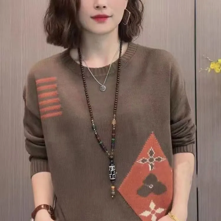 大码女装长袖圆领提花显瘦宽松圆领针织衫上衣秋冬款休闲打底毛衣