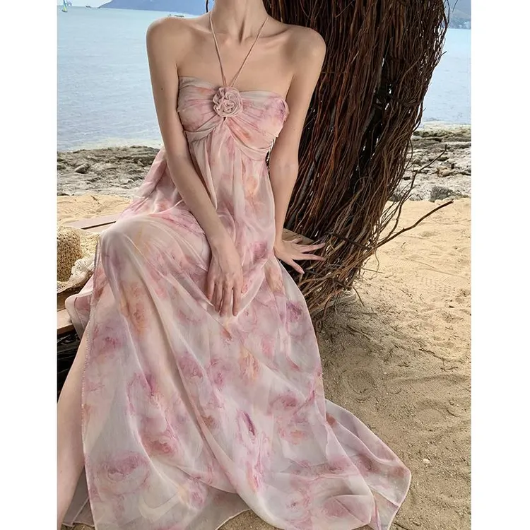 沙滩连衣裙飘逸仙气雪纺三亚旅行穿搭网红海边度假抹胸长裙氛围感