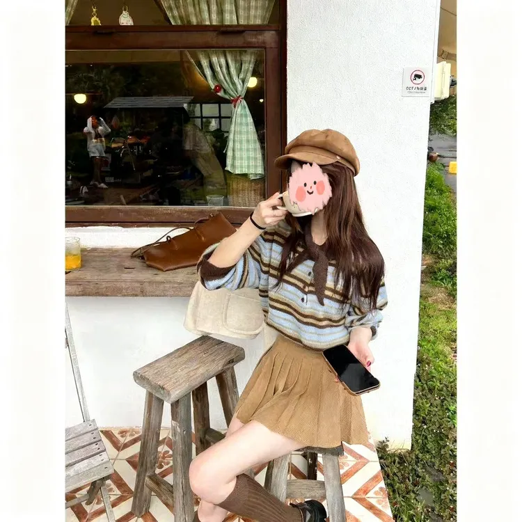 蓝咖色翻领条纹长袖针织衫女秋季新款慵懒风松弛感宽松休闲毛衣潮