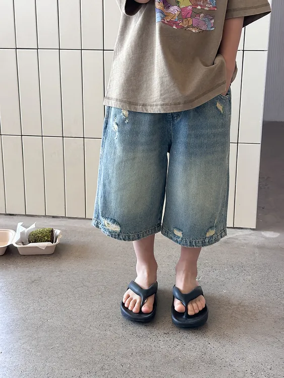 【依妈家】夏季男童破洞砂洗牛仔短裤五分裤夏装25B113