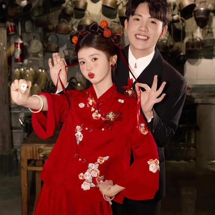 秋冬新款新娘结婚订婚旗袍新中式小个子红色套装订婚回门出阁礼服