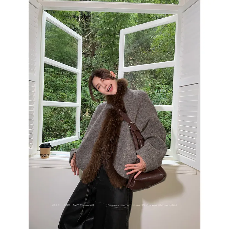 JCCC影子【松露信笺】两色复古貉子门襟蝙蝠袖苏力短款大衣JE5PSW10