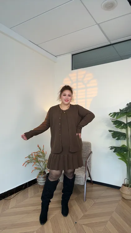 AHLIMA大码女装2025推荐款女士百搭时尚女人味设计感设计师两件套