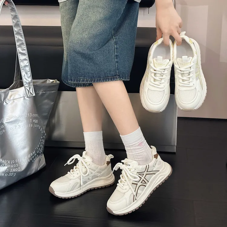 厚底ins小白鞋运动鞋小众百搭透气鞋子30-45岁夏季老爹鞋女鞋韩版