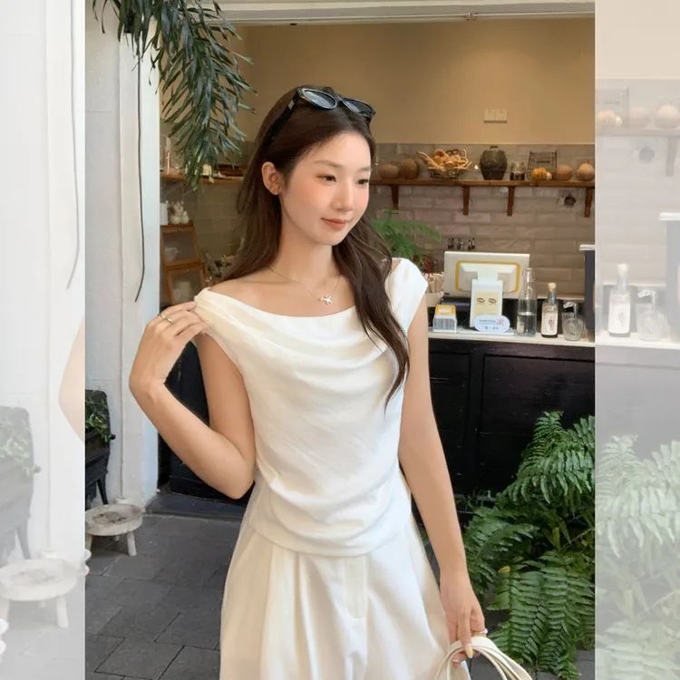 白色气质百搭斜肩短袖t恤女2025夏季新款辣妹露肩修身显瘦小上衣