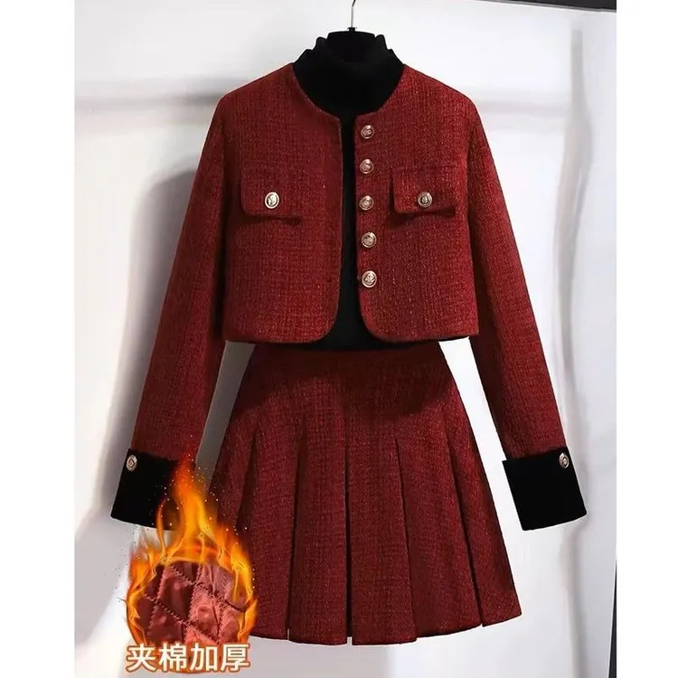 大码新年战袍红色小香风套装外套小个子春季2025新款百褶裙两件套