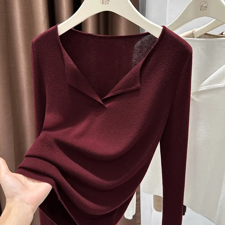 红色v领长袖打底衫女秋季韩系穿搭翻领上衣高级感内搭修身针织衫