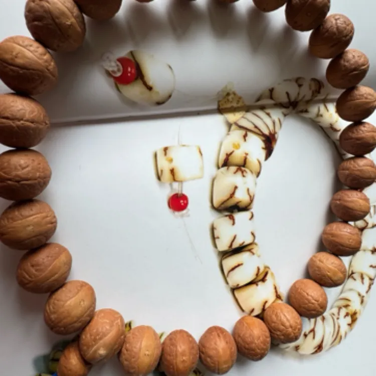 正宗尼泊尔凤眼菩提子手持念珠红皮精挑大尺寸高油高密直径15左右