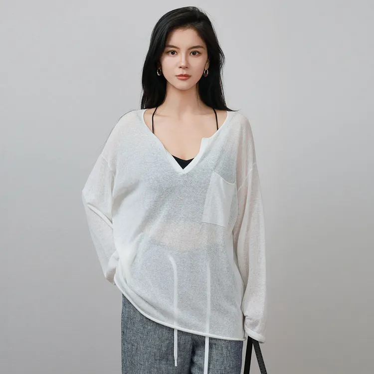 LA MAISON ONE 三醋慵懒轻盈微透极简罩衫T恤L253M158
